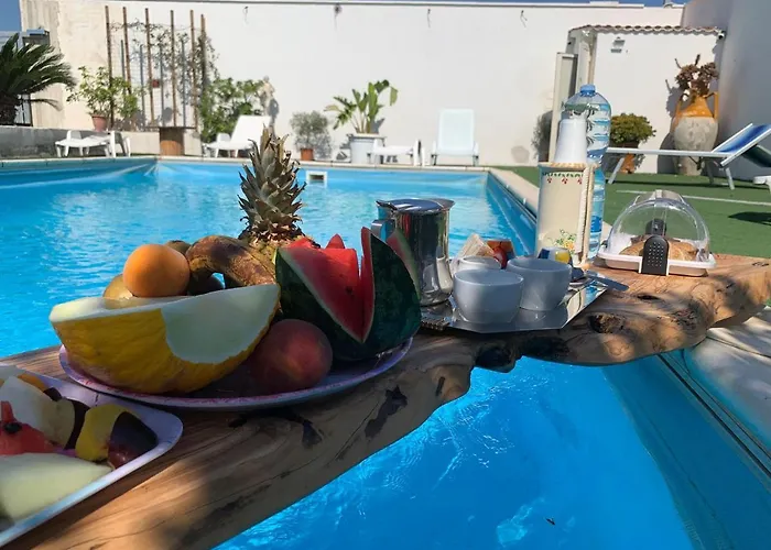 Assuntina Villa *