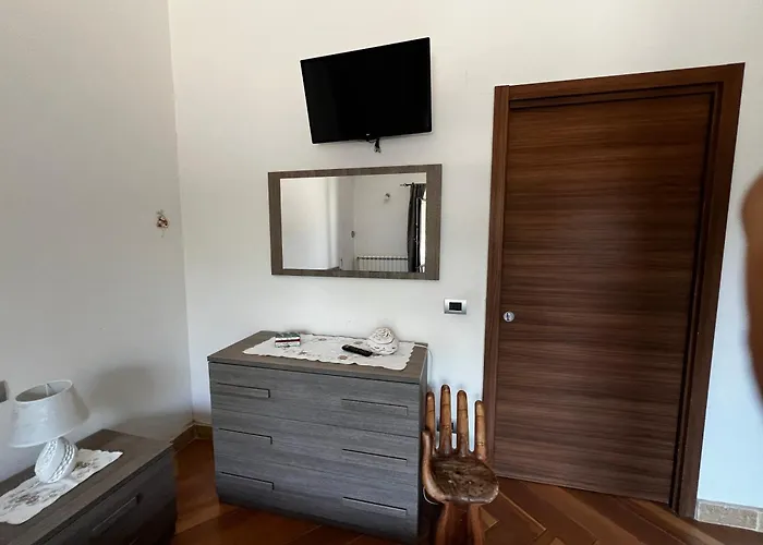 Assuntina Villa *